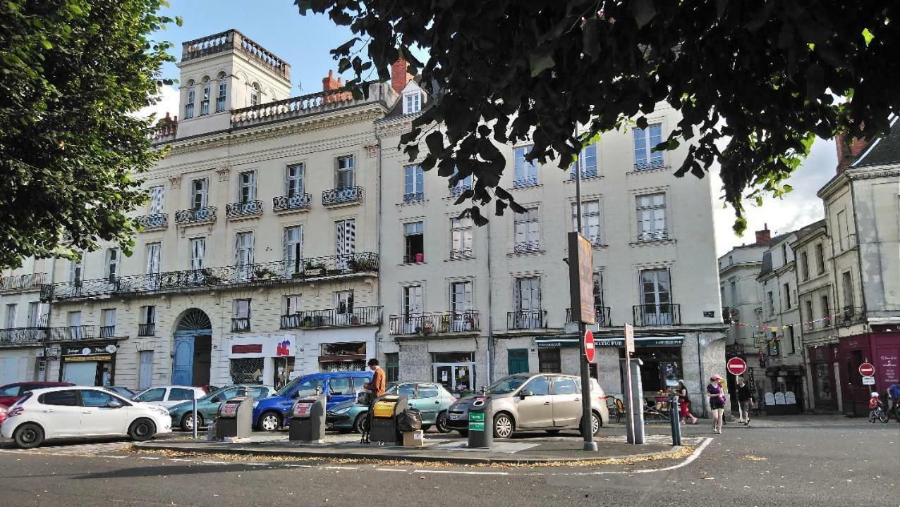 The Peaceful Corner In The Heart Of Saumur Apartment Luaran gambar